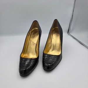 Vintage Coach Black Pumps Embossed Python Stela ‎ 10B